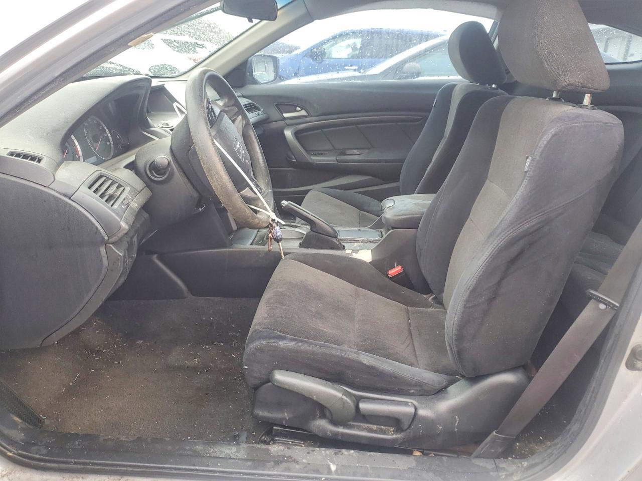 2009 HONDA ACCORD LX photo 13