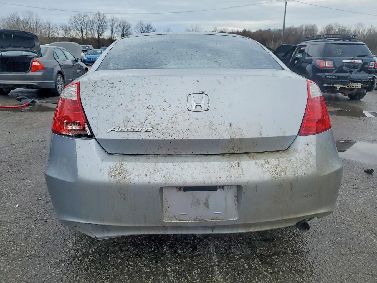 2009 HONDA ACCORD LX photo 11