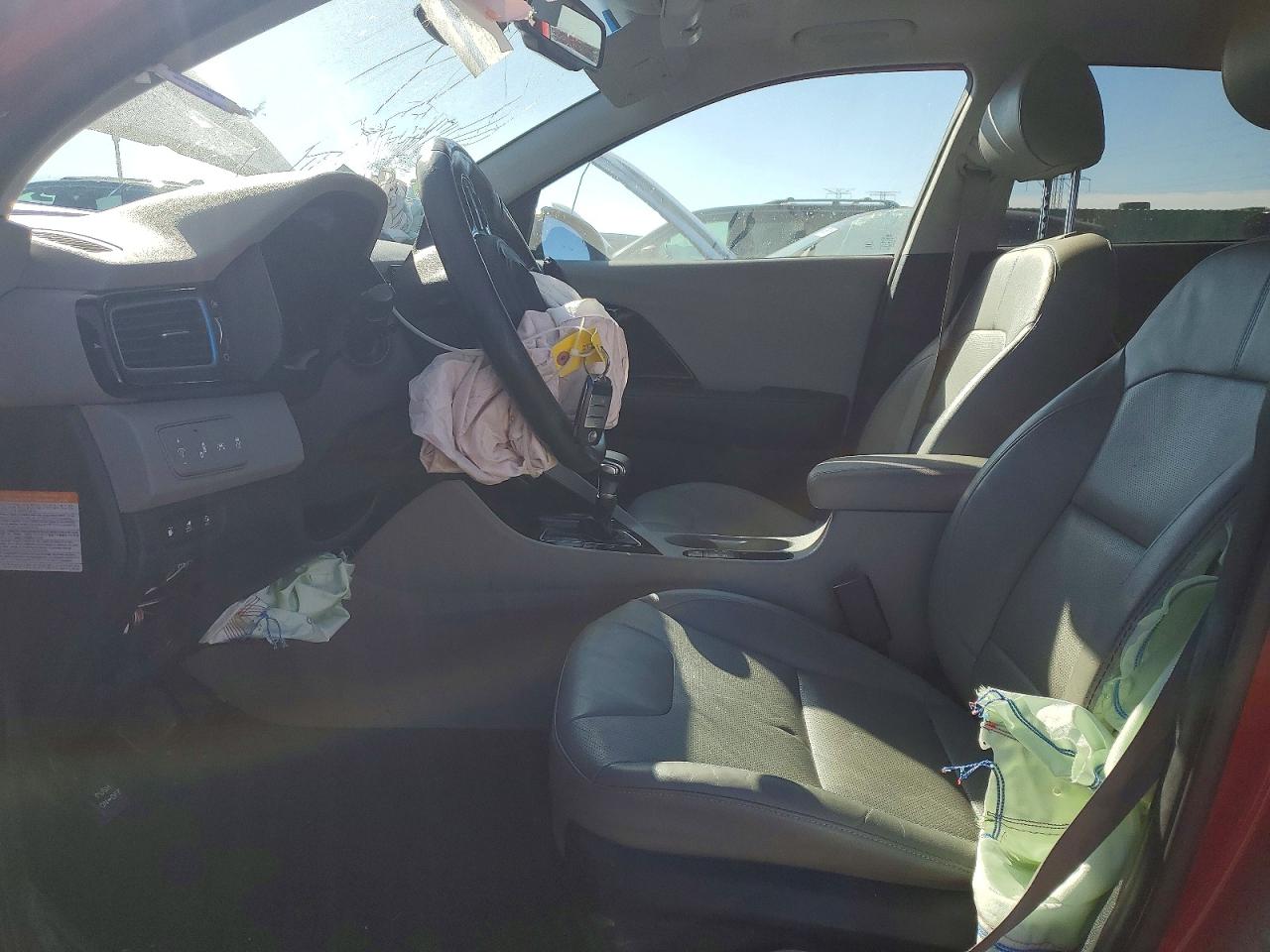 2019 KIA NIRO EX PREMIUM photo 7