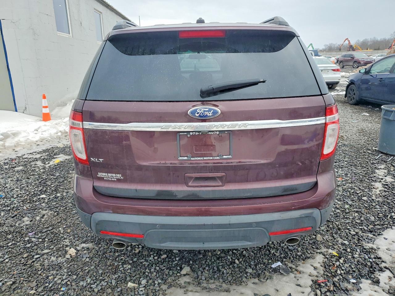 2011 FORD EXPLORER XLT photo 11