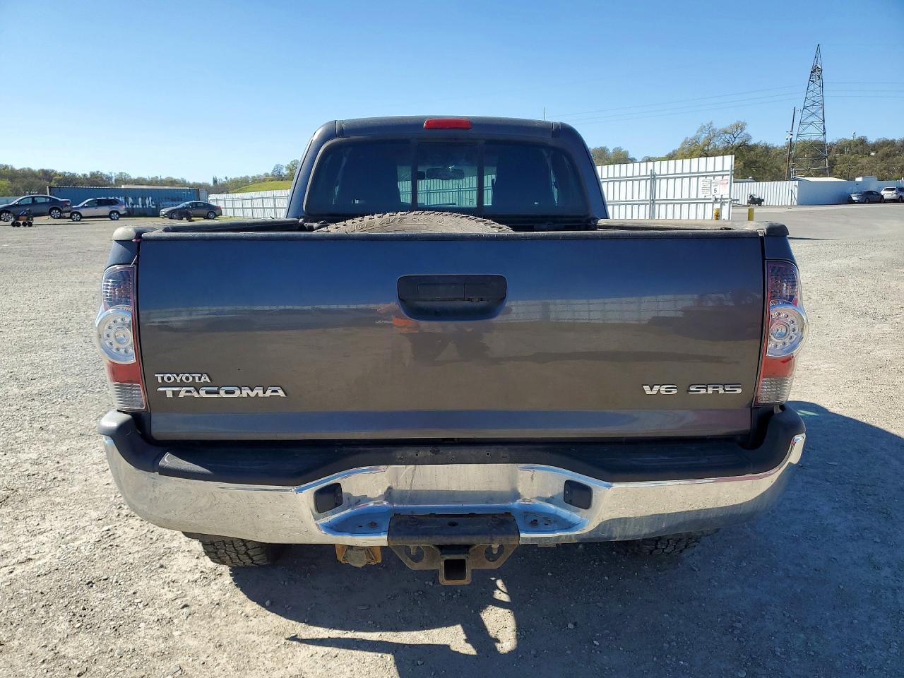 2013 TOYOTA TACOMA photo 6
