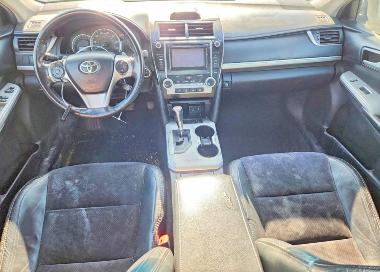 2012 TOYOTA CAMRY SE photo 22
