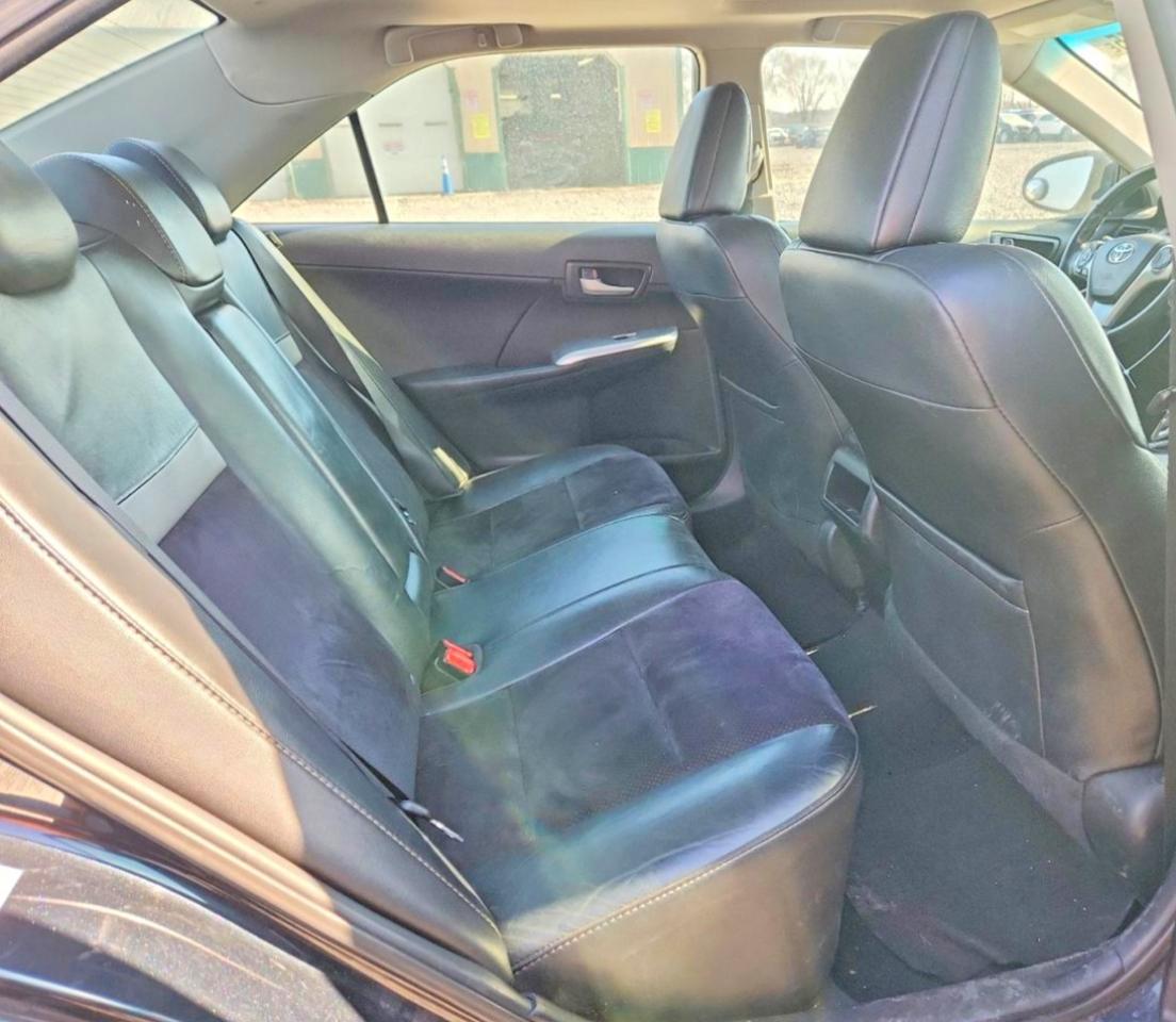 2012 TOYOTA CAMRY SE photo 28