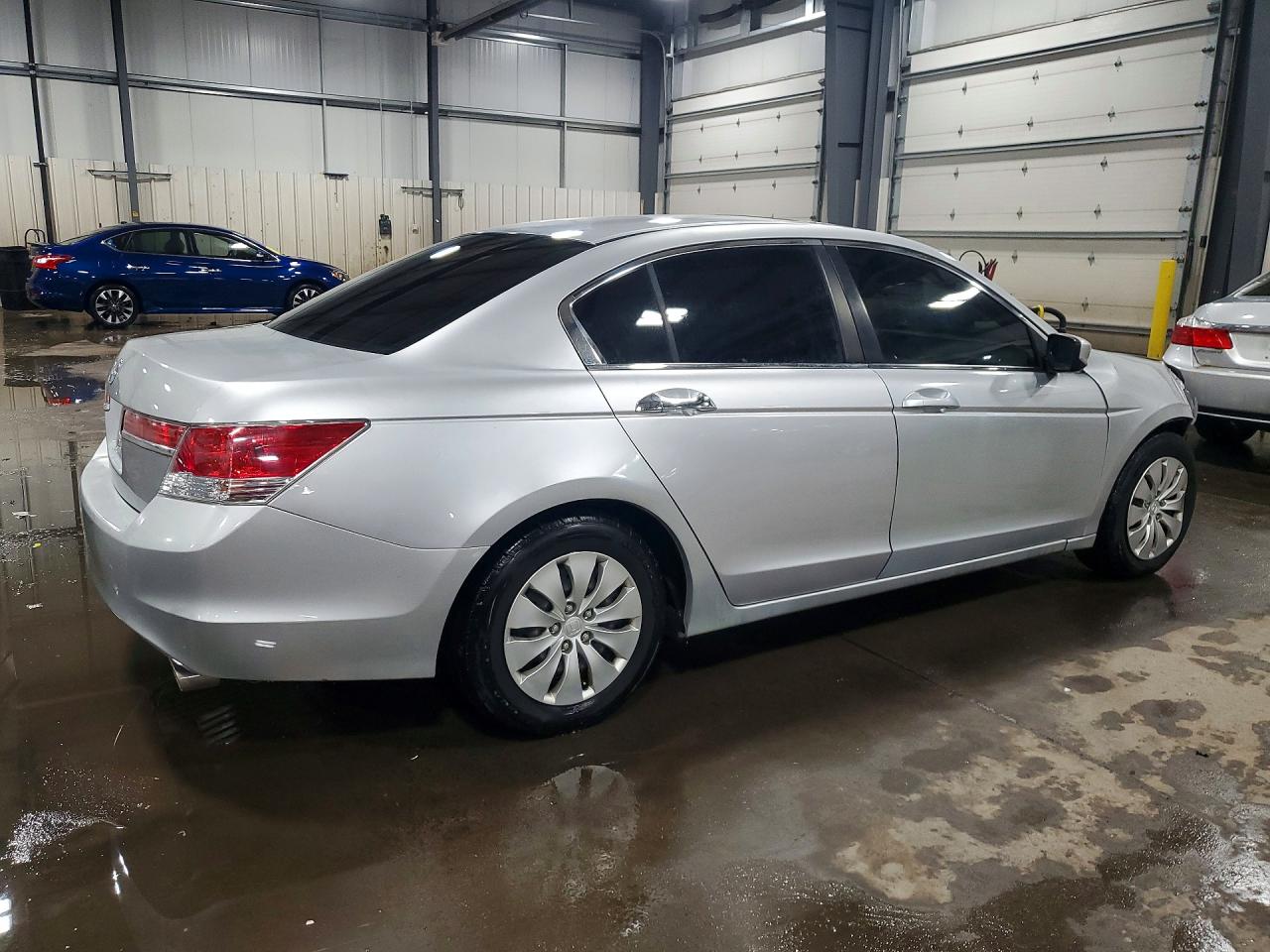 2012 HONDA ACCORD LX photo 5