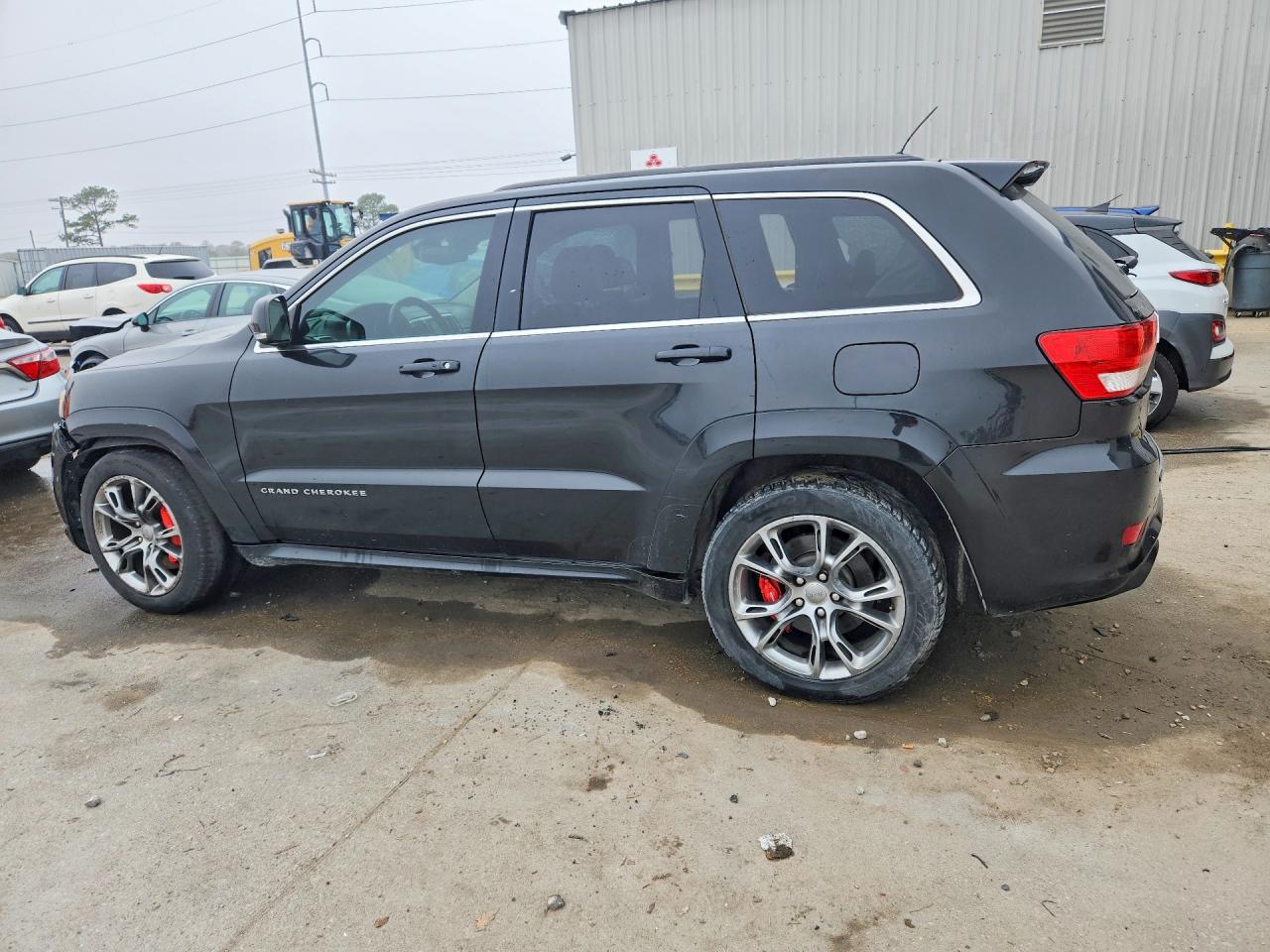 2012 JEEP GRAND CHEROKEE SRT-8 photo 2