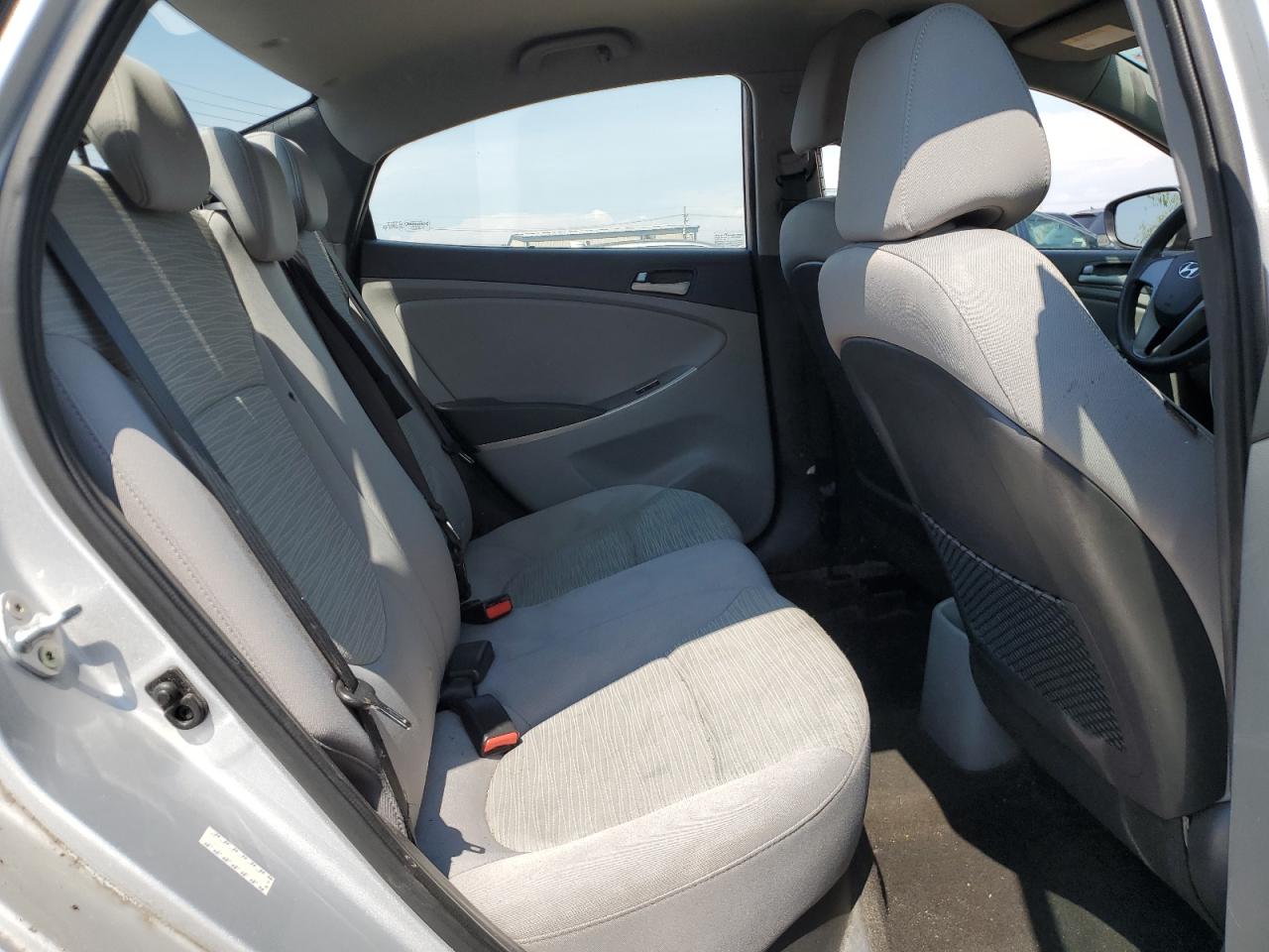 2017 HYUNDAI ACCENT SE photo 10