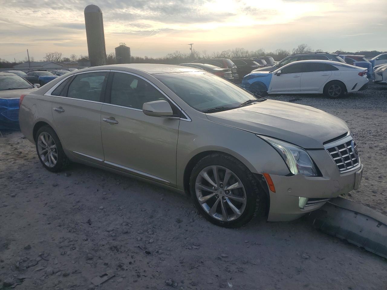 2014 CADILLAC XTS LUXURY COLLECTION photo 4