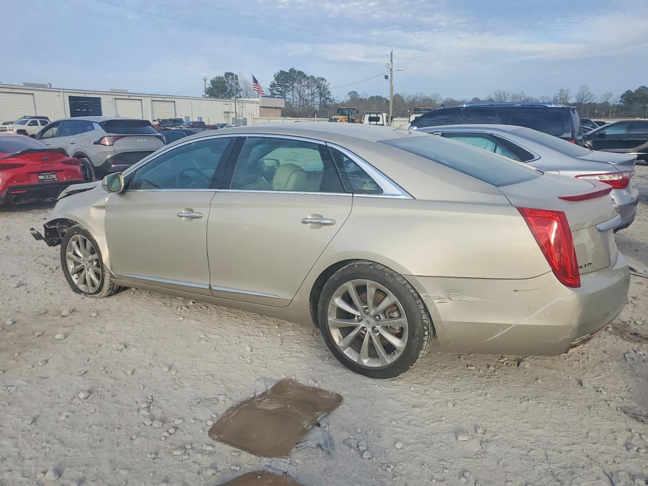 2014 CADILLAC XTS LUXURY COLLECTION photo 2