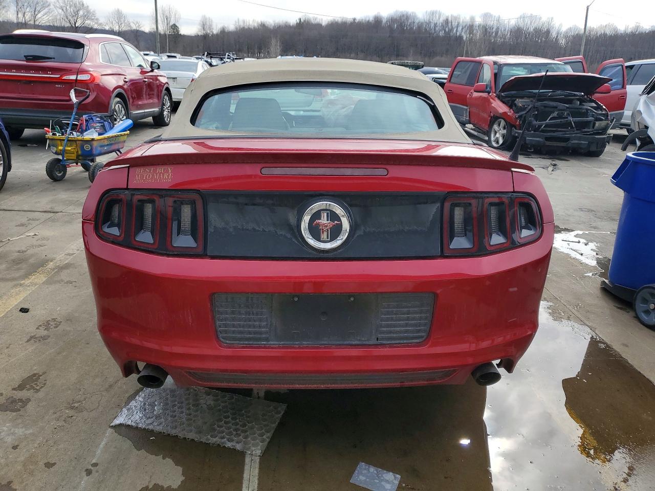 2013 FORD MUSTANG photo 11