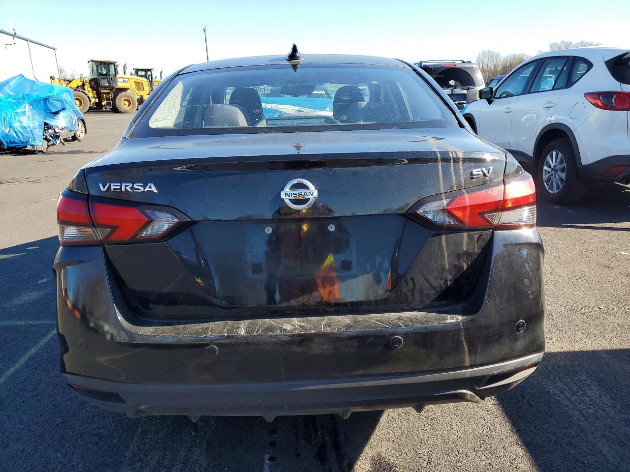 2021 NISSAN VERSA SV photo 6