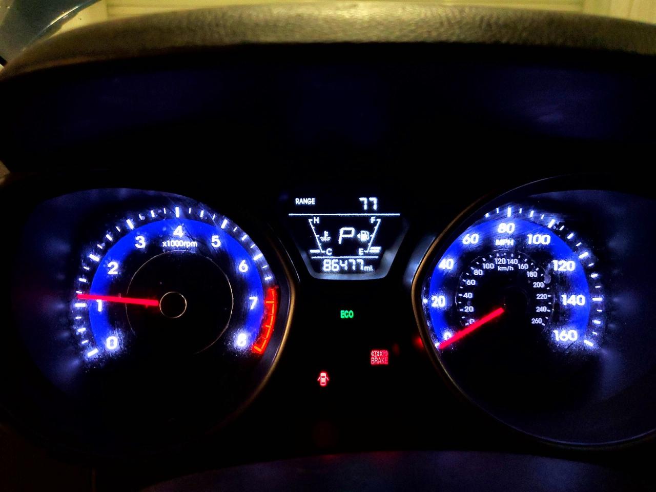 2016 HYUNDAI ELANTRA photo 17
