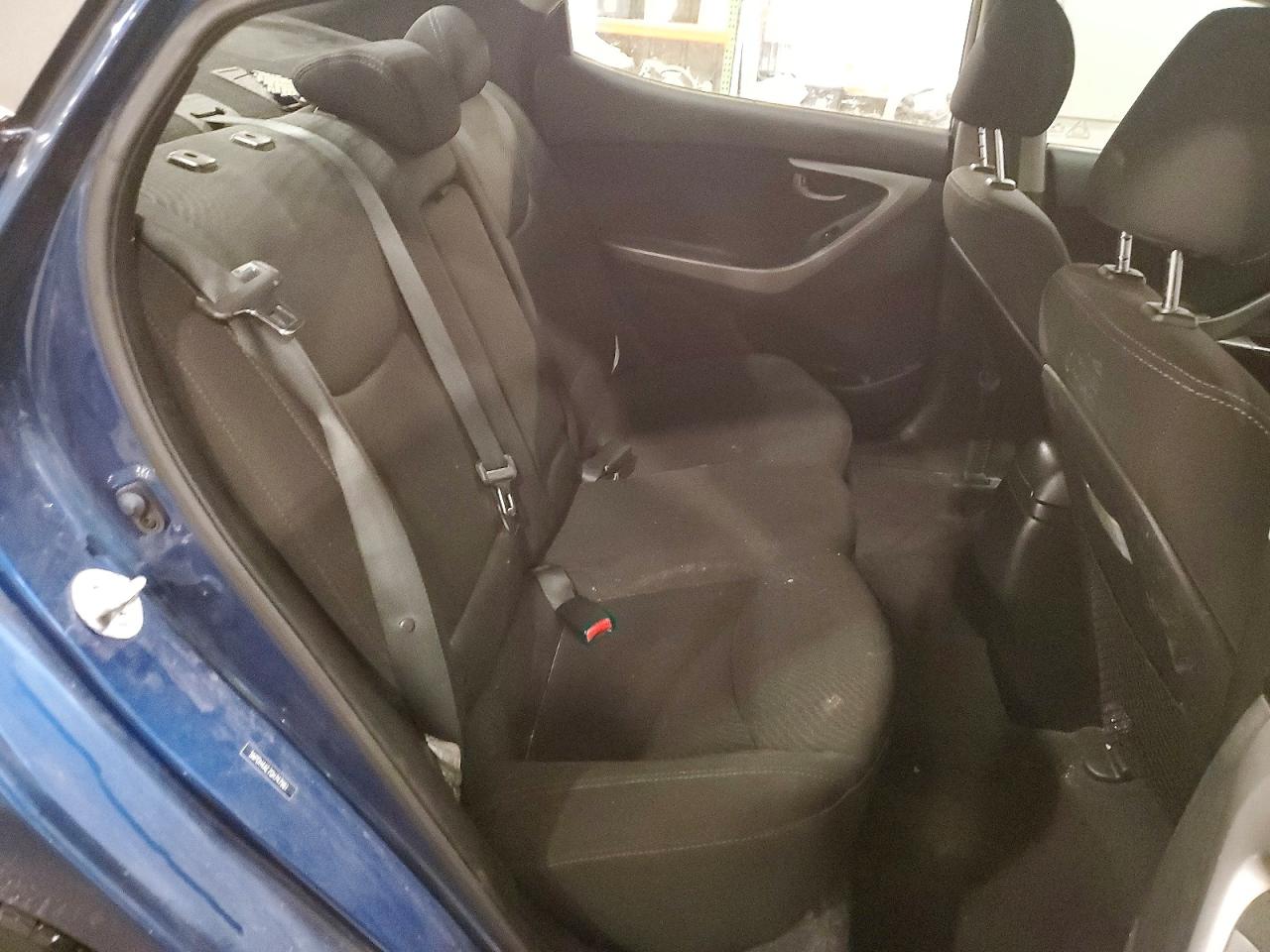 2016 HYUNDAI ELANTRA photo 19