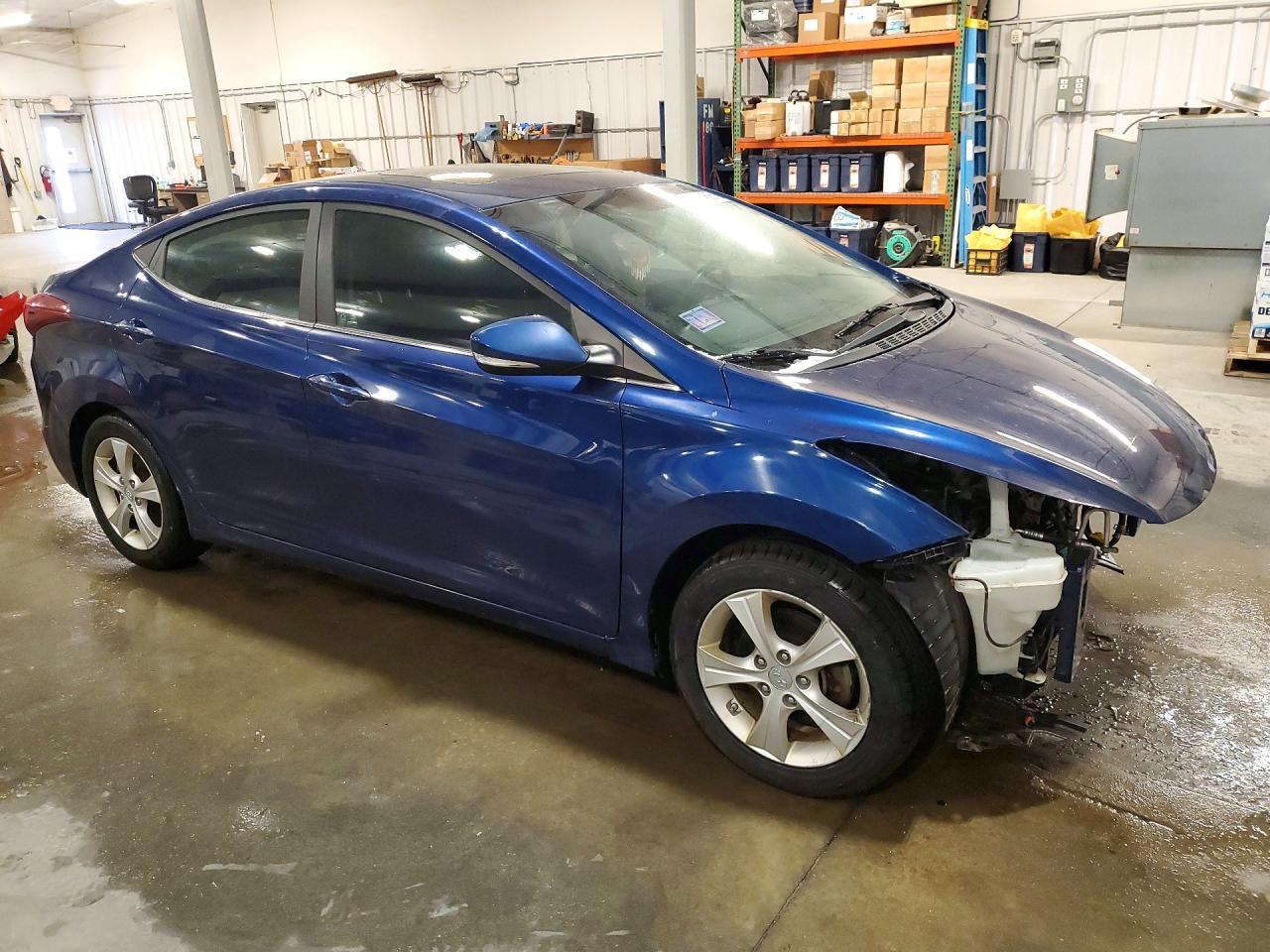 2016 HYUNDAI ELANTRA photo 7