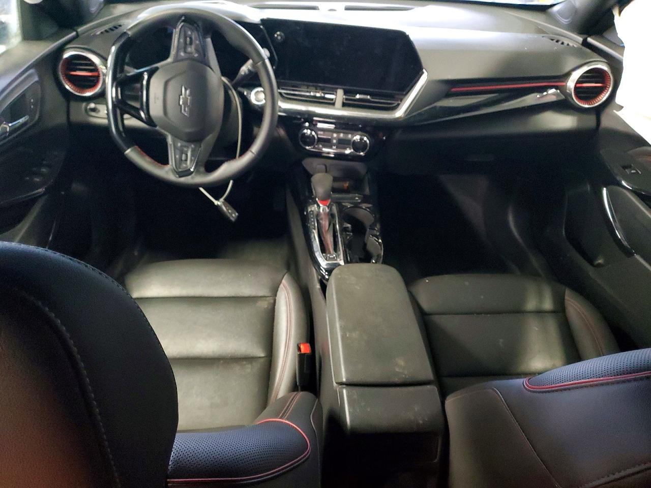 2025 CHEVROLET TRAX 2RS photo 8