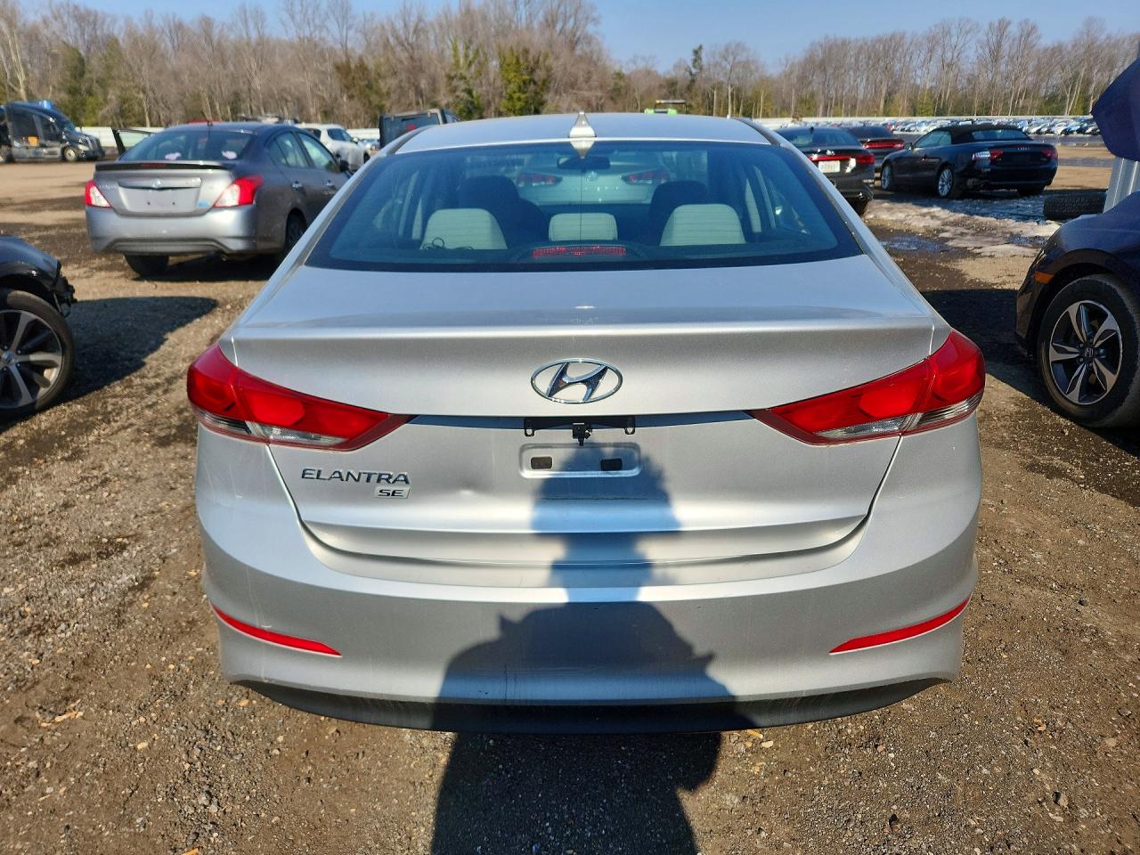 2017 HYUNDAI ELANTRA SE photo 11