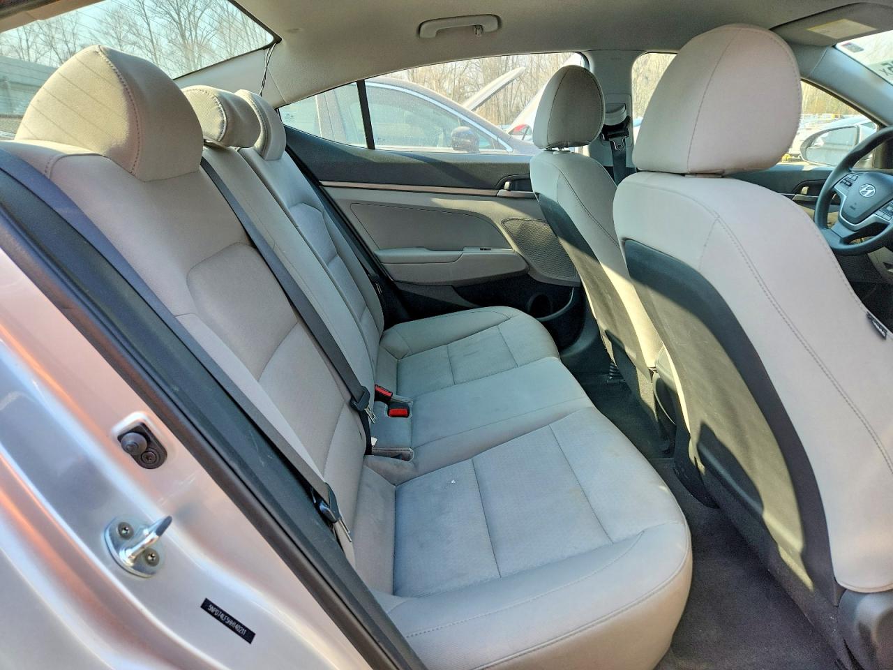 2017 HYUNDAI ELANTRA SE photo 19