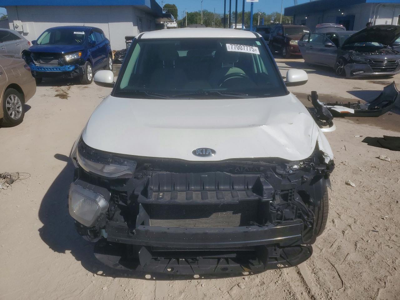 2020 KIA SOUL LX photo 13