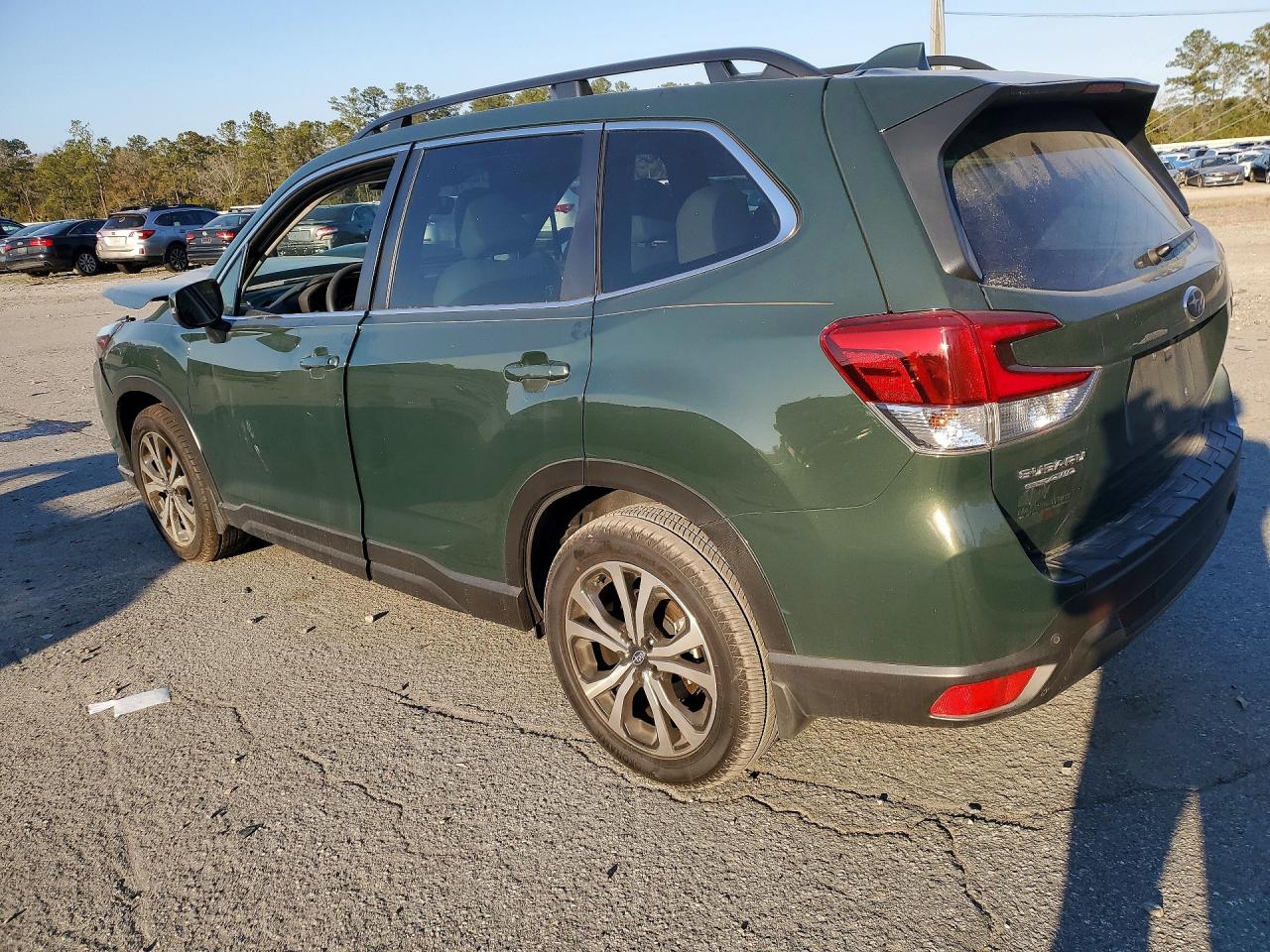 2022 SUBARU FORESTER LIMITED photo 3