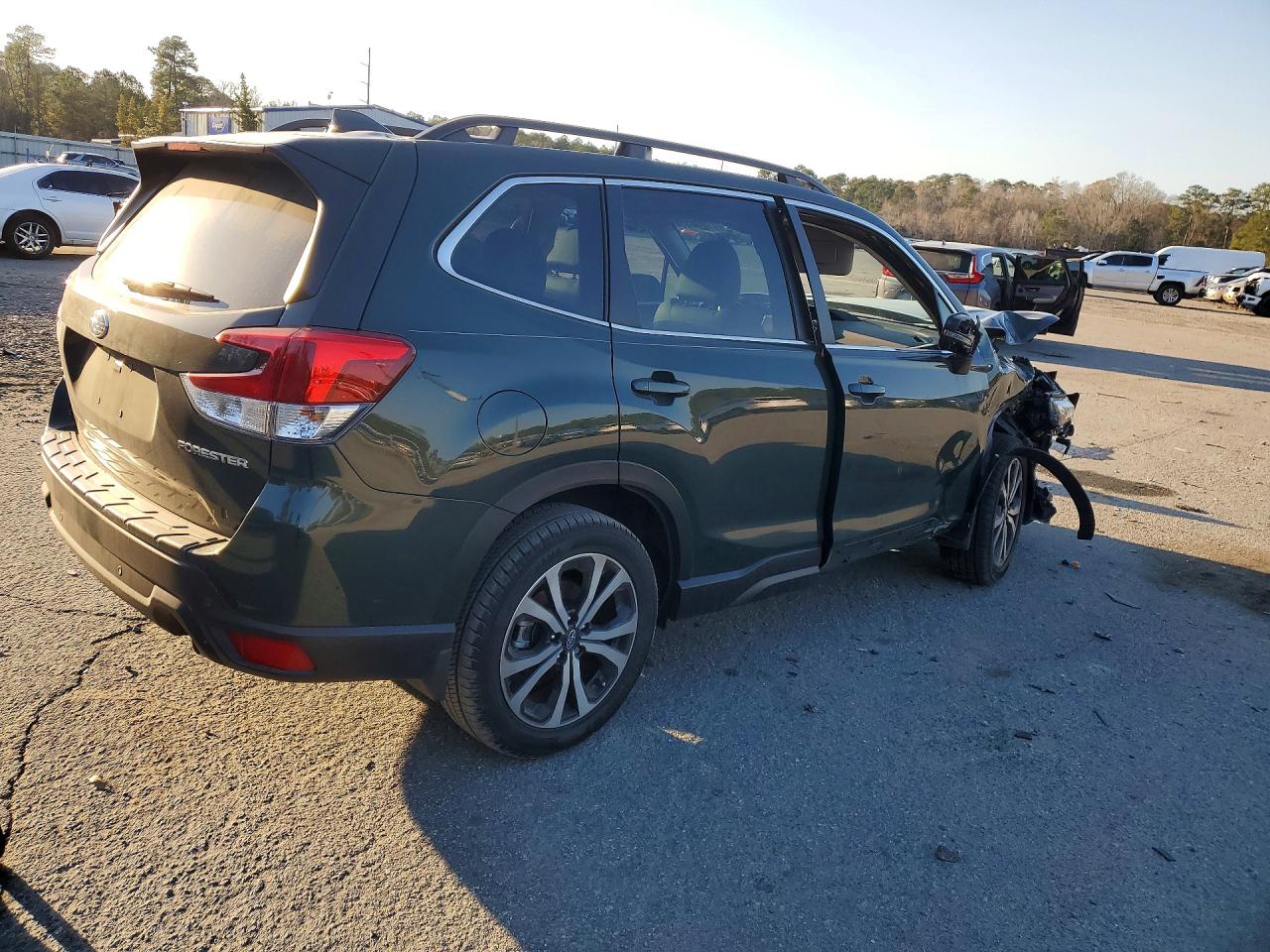 2022 SUBARU FORESTER LIMITED photo 5