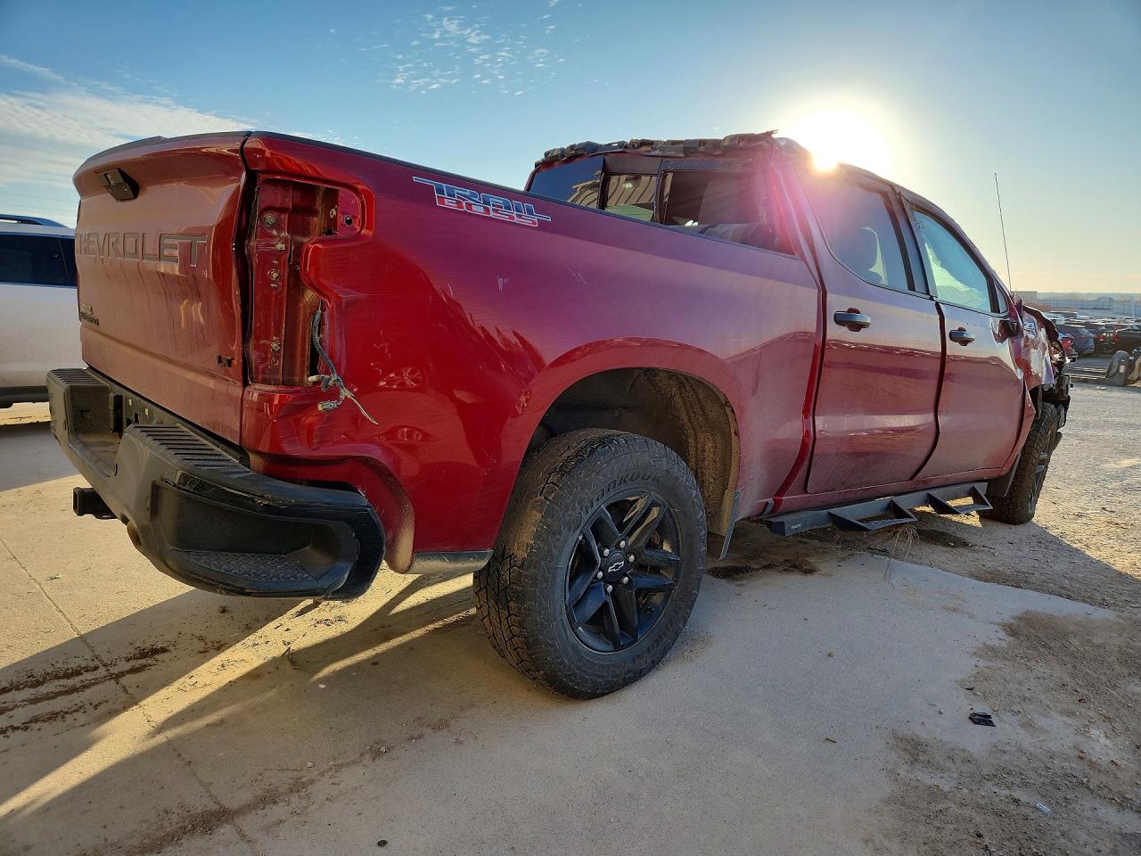 2021 CHEVROLET SILVERADO K1500 LT TRAIL BOSS photo 3