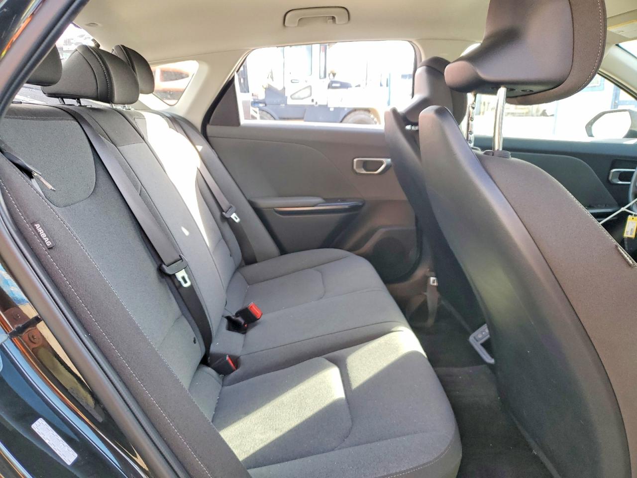 2025 KIA K4 LX photo 28