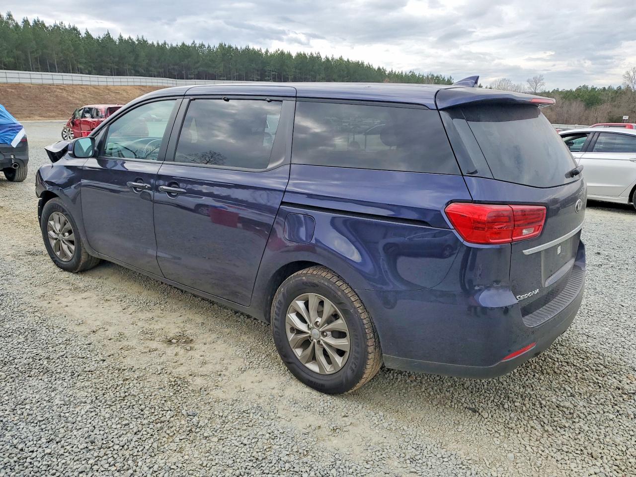 2020 KIA SEDONA LX photo 3