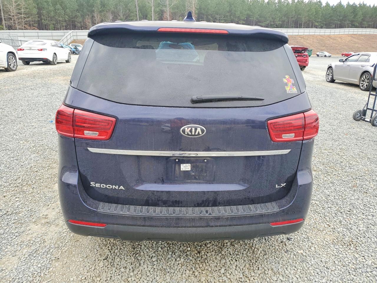 2020 KIA SEDONA LX photo 11