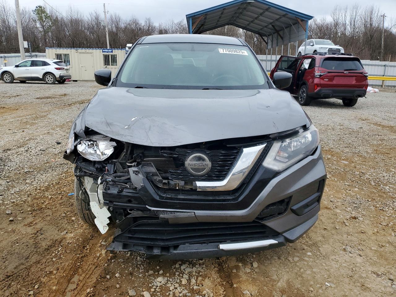 2018 NISSAN ROGUE S photo 5