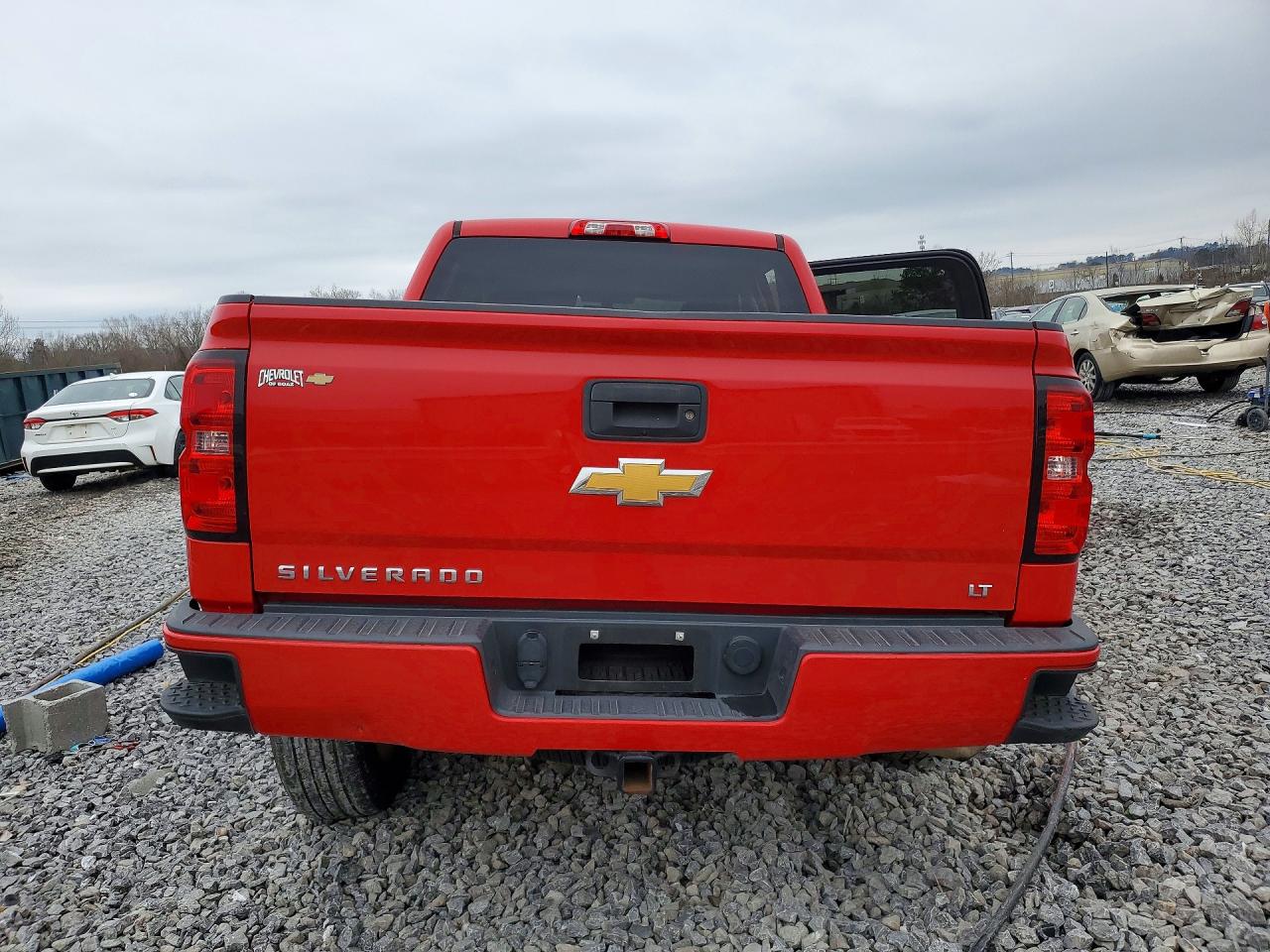 2018 CHEVROLET SILVERADO K1500 LT photo 6