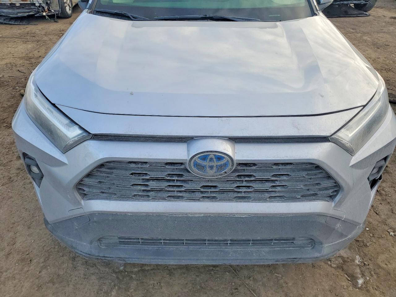 2022 TOYOTA RAV4 XLE PREMIUM photo 21