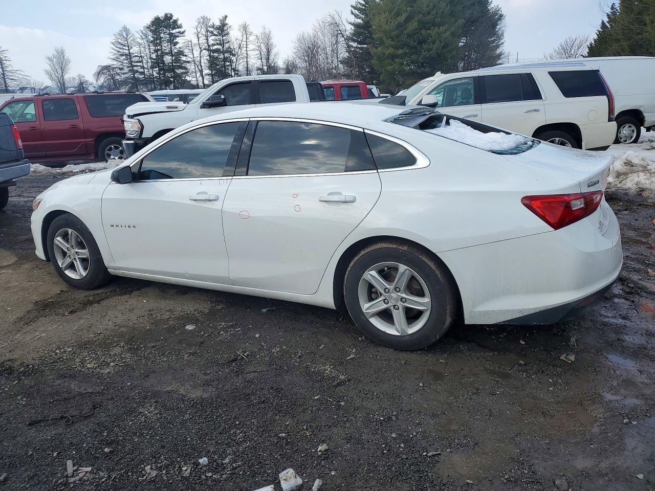 2020 CHEVROLET MALIBU LS photo 3