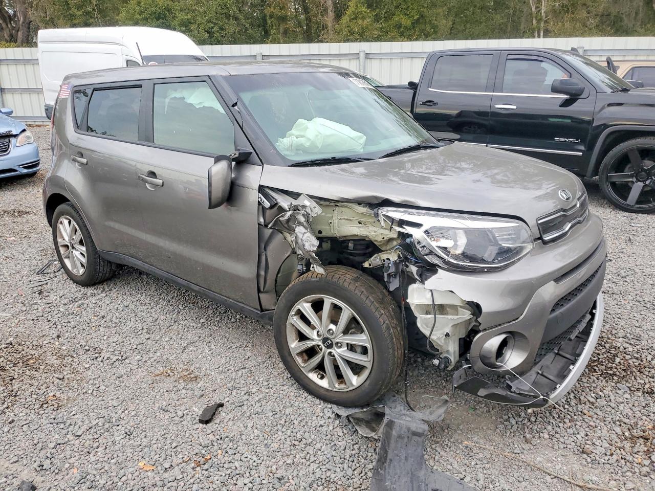 2017 KIA SOUL + photo 10