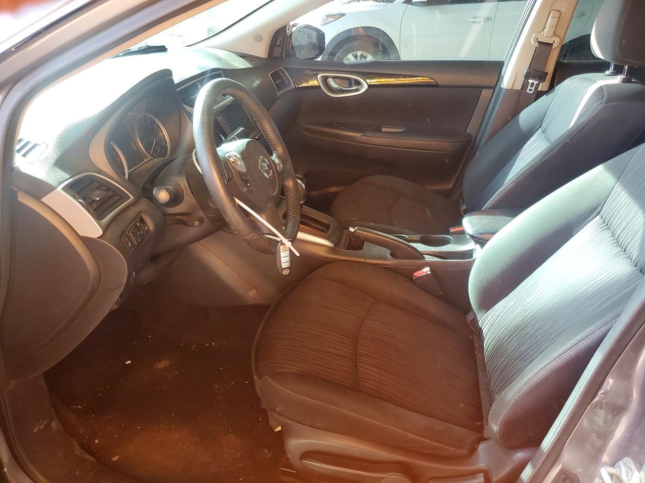 2019 NISSAN SENTRA SV photo 7