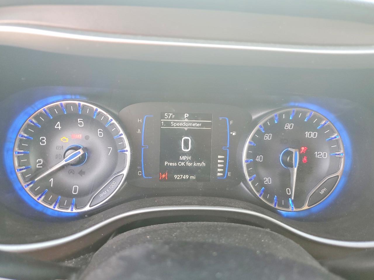 2021 CHRYSLER VOYAGER LXI photo 9