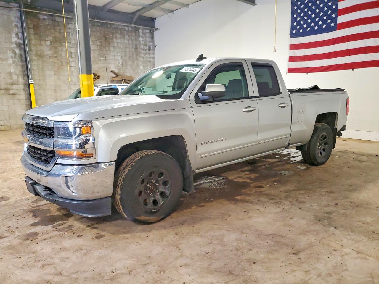 2017 CHEVROLET SILVERADO