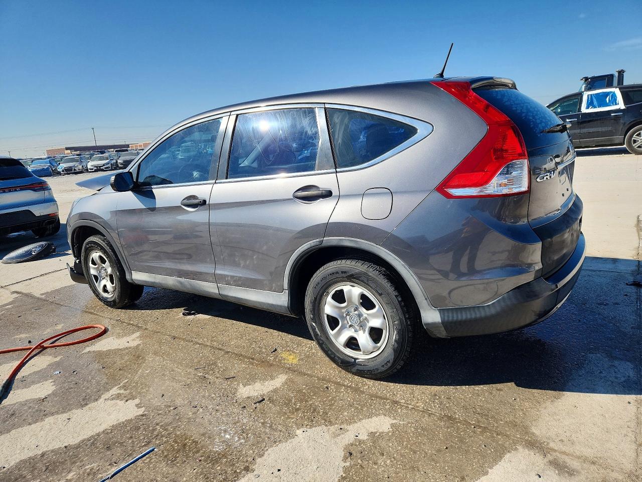 2013 HONDA CR-V LX photo 4