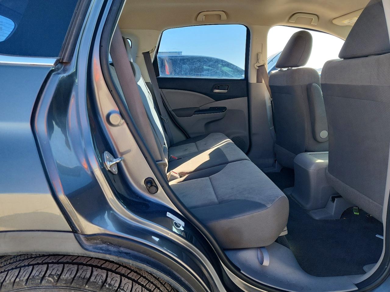 2013 HONDA CR-V LX photo 31