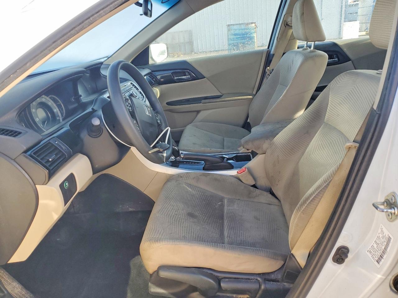 2017 HONDA ACCORD LX photo 7