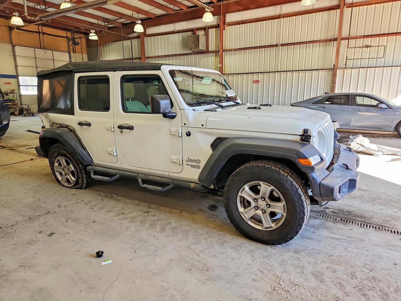 2018 JEEP WRANGLER UNLIMITED SPORT photo 4