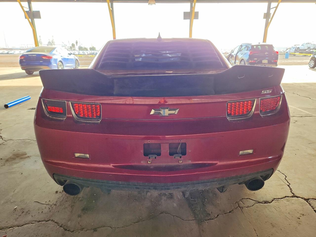 2011 CHEVROLET CAMARO SS photo 6