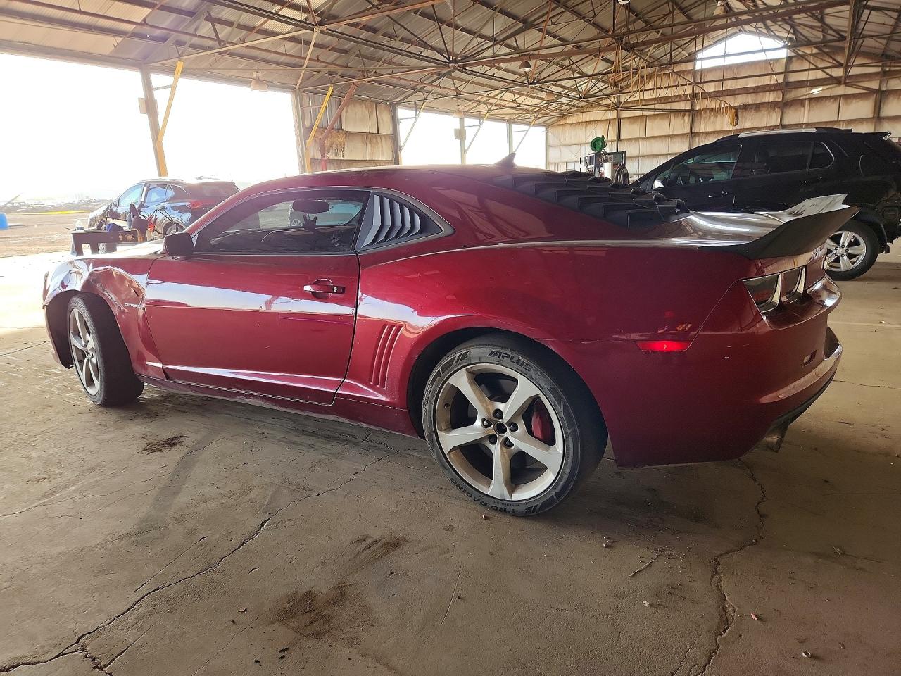 2011 CHEVROLET CAMARO SS photo 2