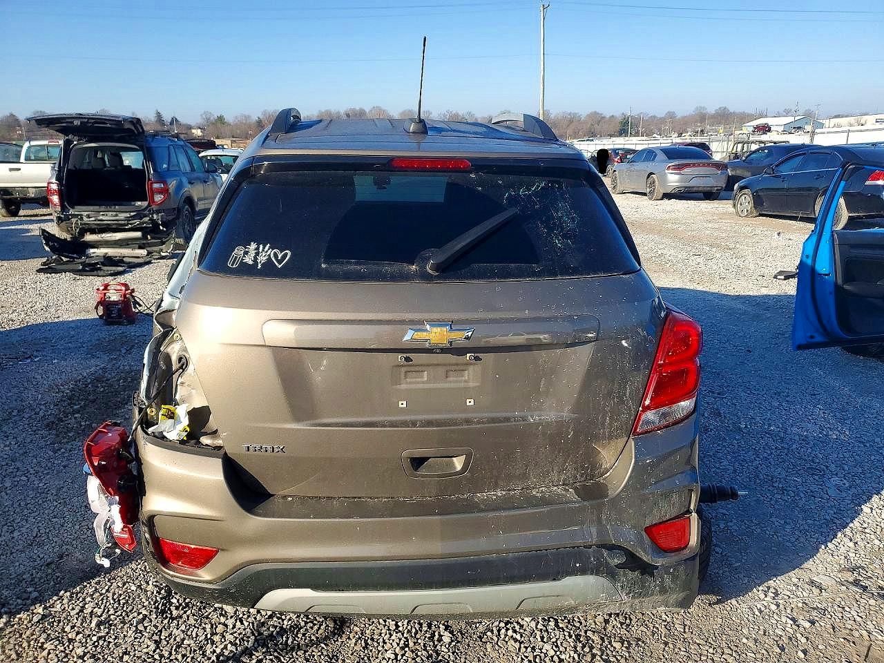 2021 CHEVROLET TRAX 1LT photo 11