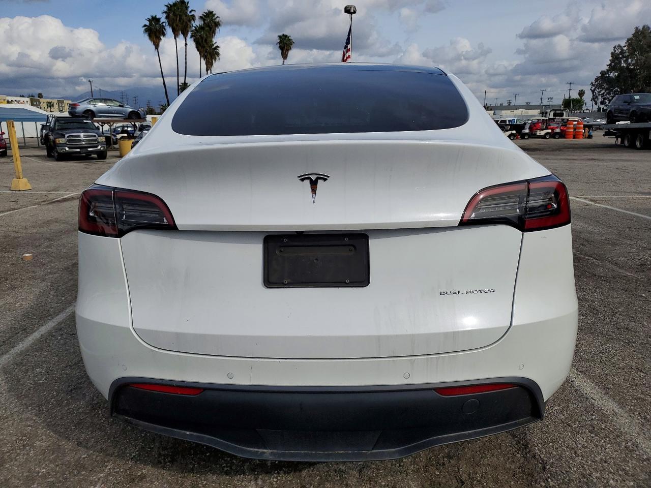 2021 TESLA MODEL Y photo 6