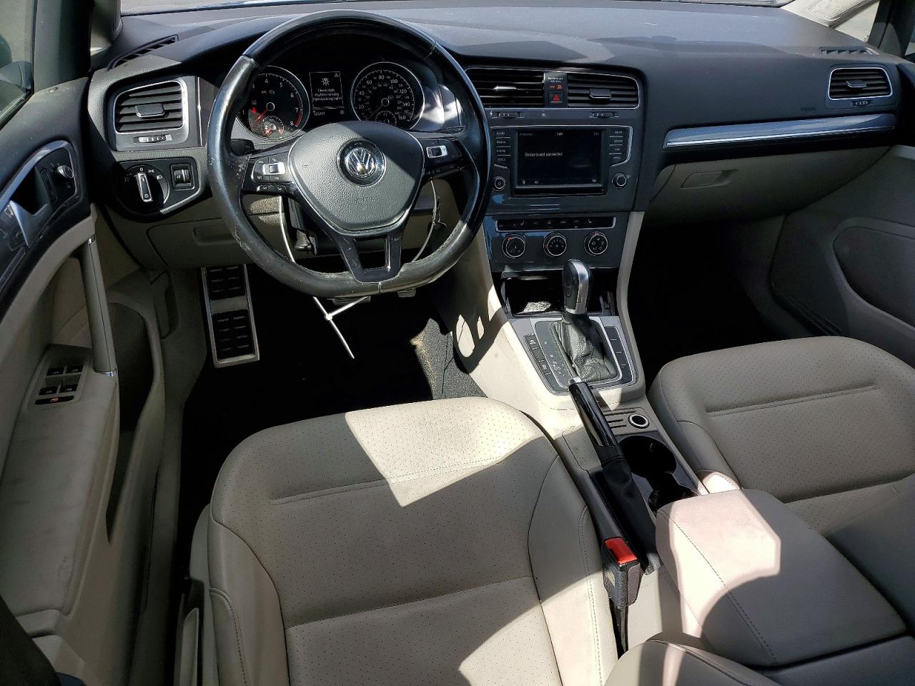 2017 VOLKSWAGEN GOLF ALLTRACK S photo 15