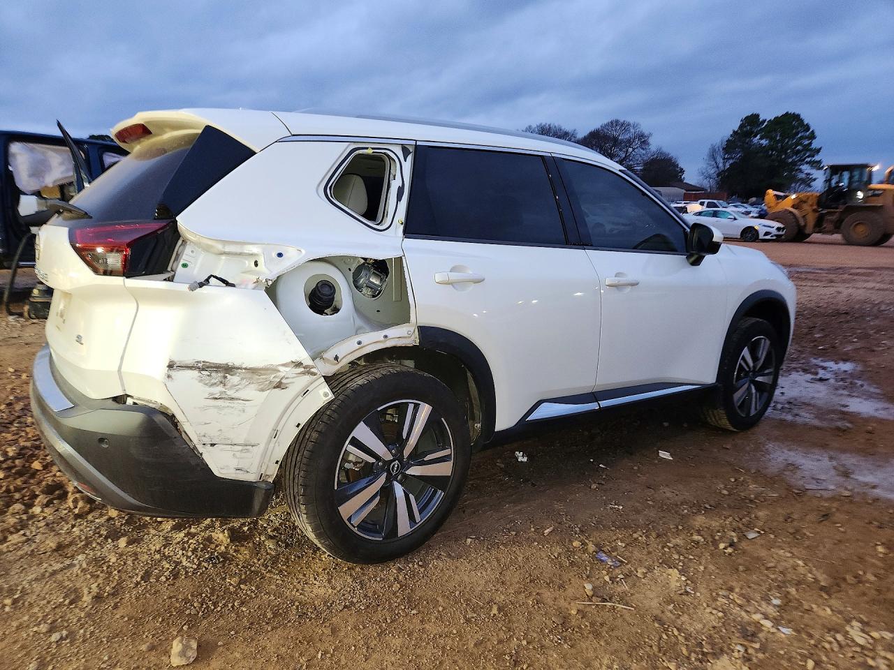 2023 NISSAN ROGUE SL photo 5