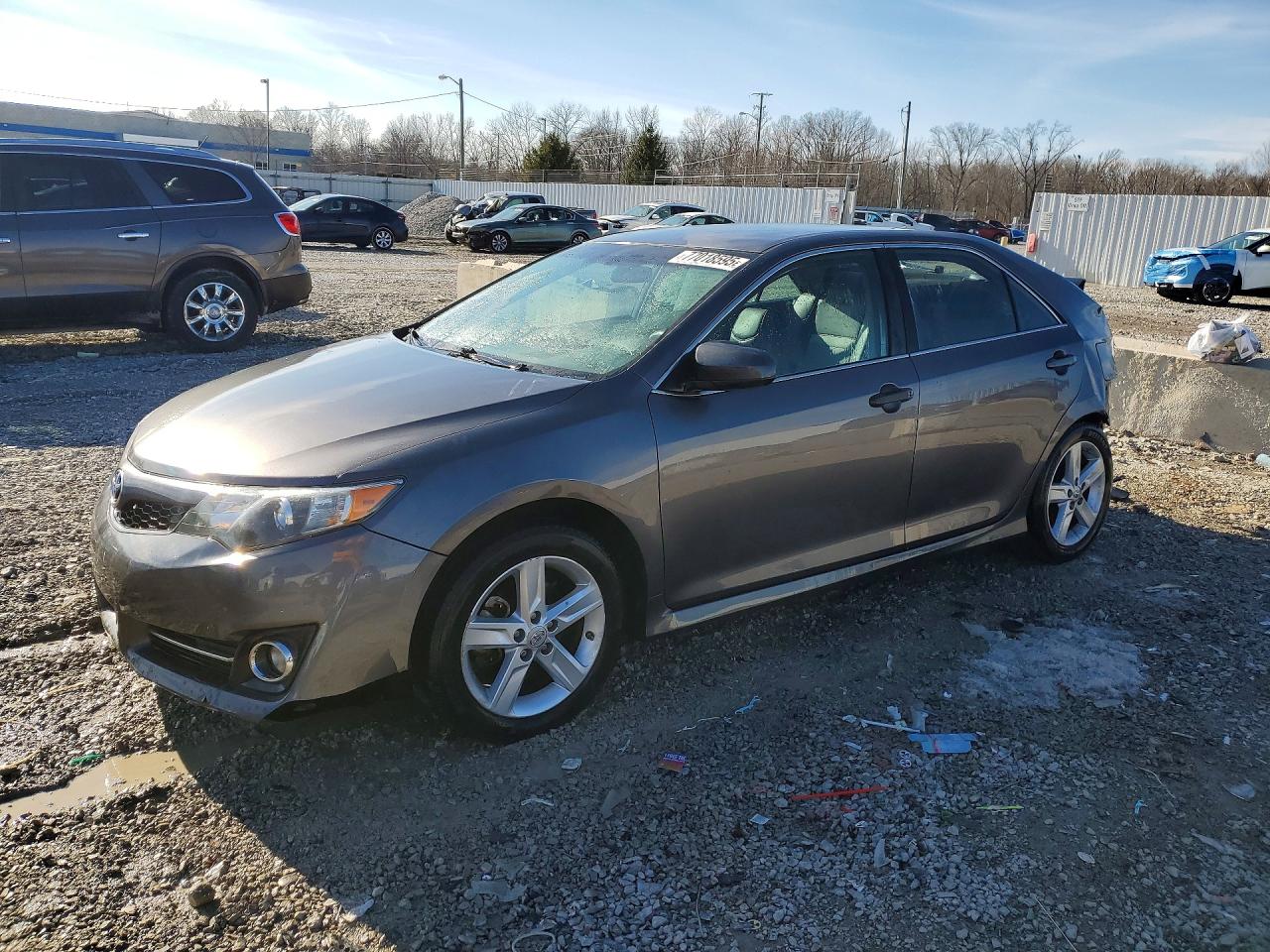 2014 TOYOTA CAMRY