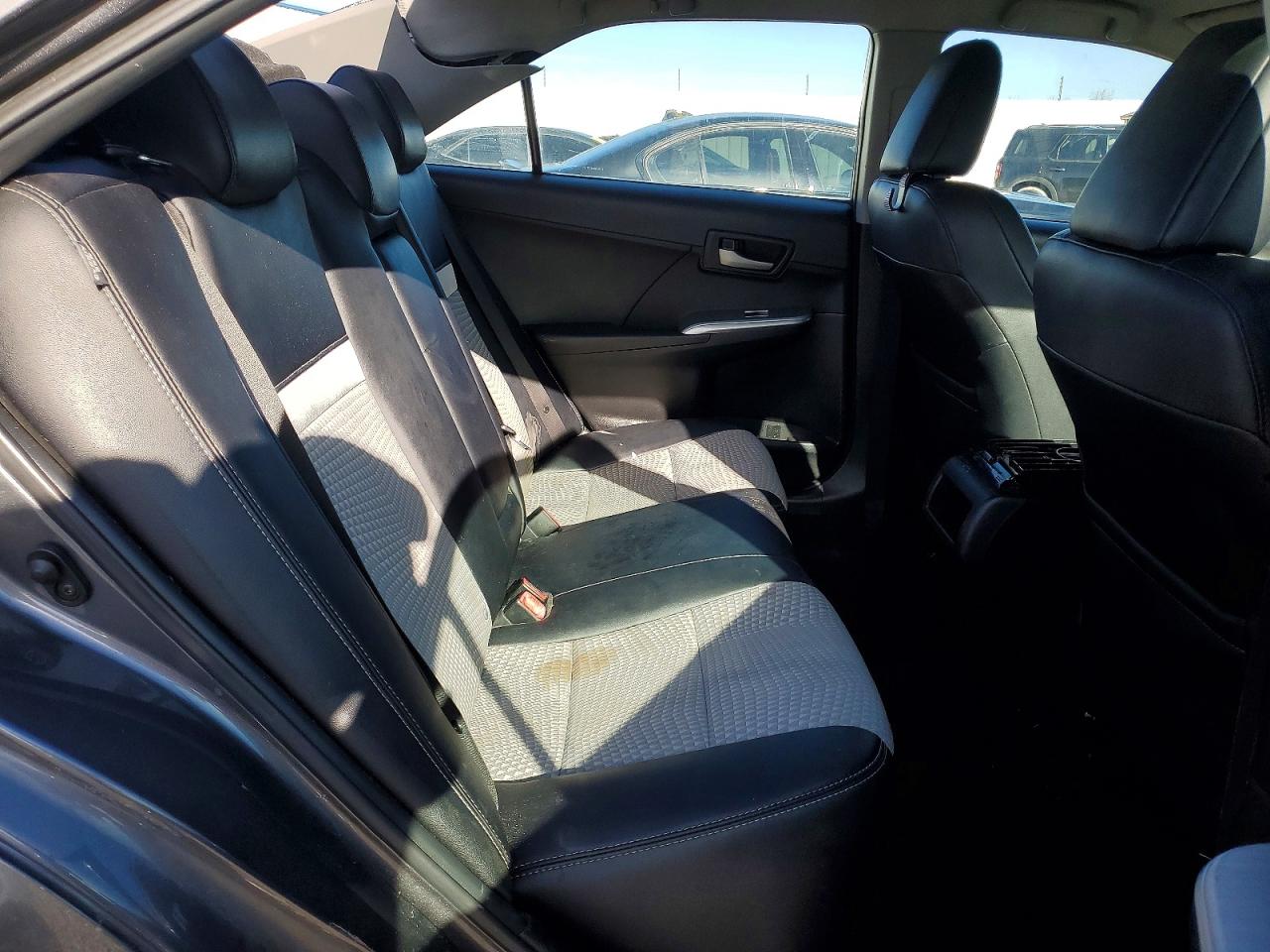 2014 TOYOTA CAMRY SE photo 10