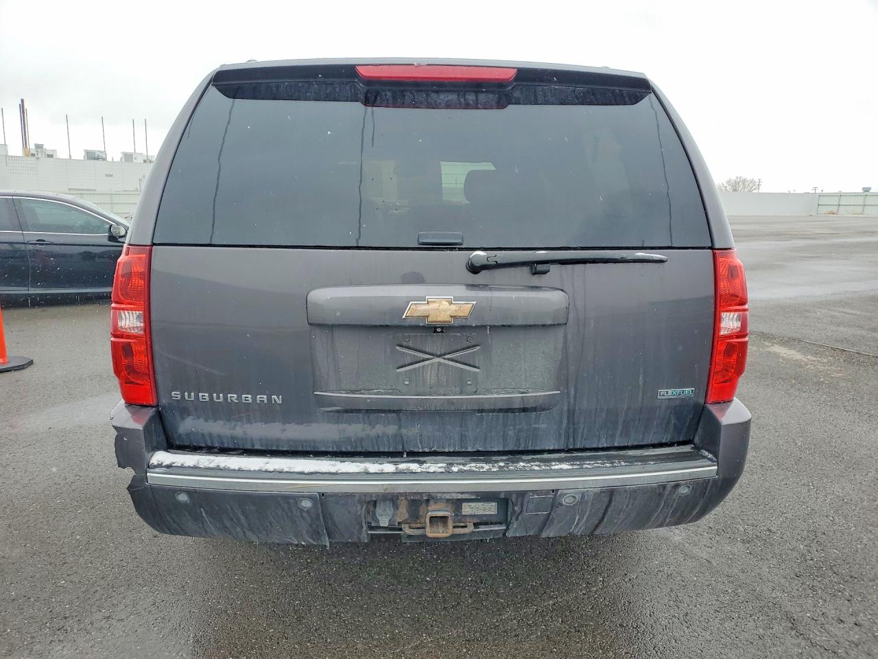 2010 CHEVROLET SUBURBAN K1500 LTZ photo 9
