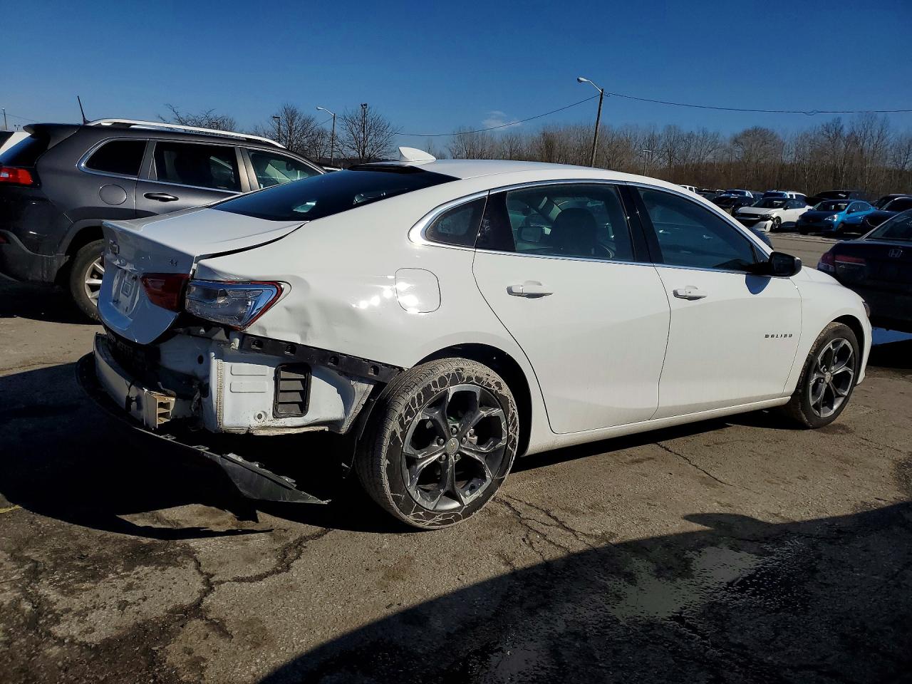 2024 CHEVROLET MALIBU LT photo 7