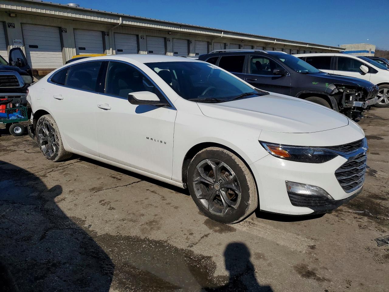 2024 CHEVROLET MALIBU LT photo 10